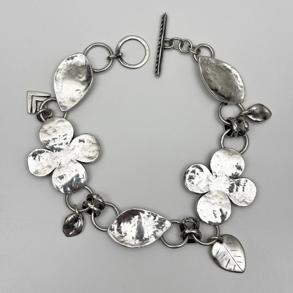 *SALE* Silpada HTF Sterling Silver Clover Leaf Toggle Bracelet B1705